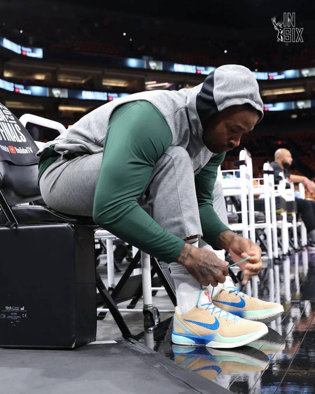 战神队主场击败雄鹿，豪取五连胜