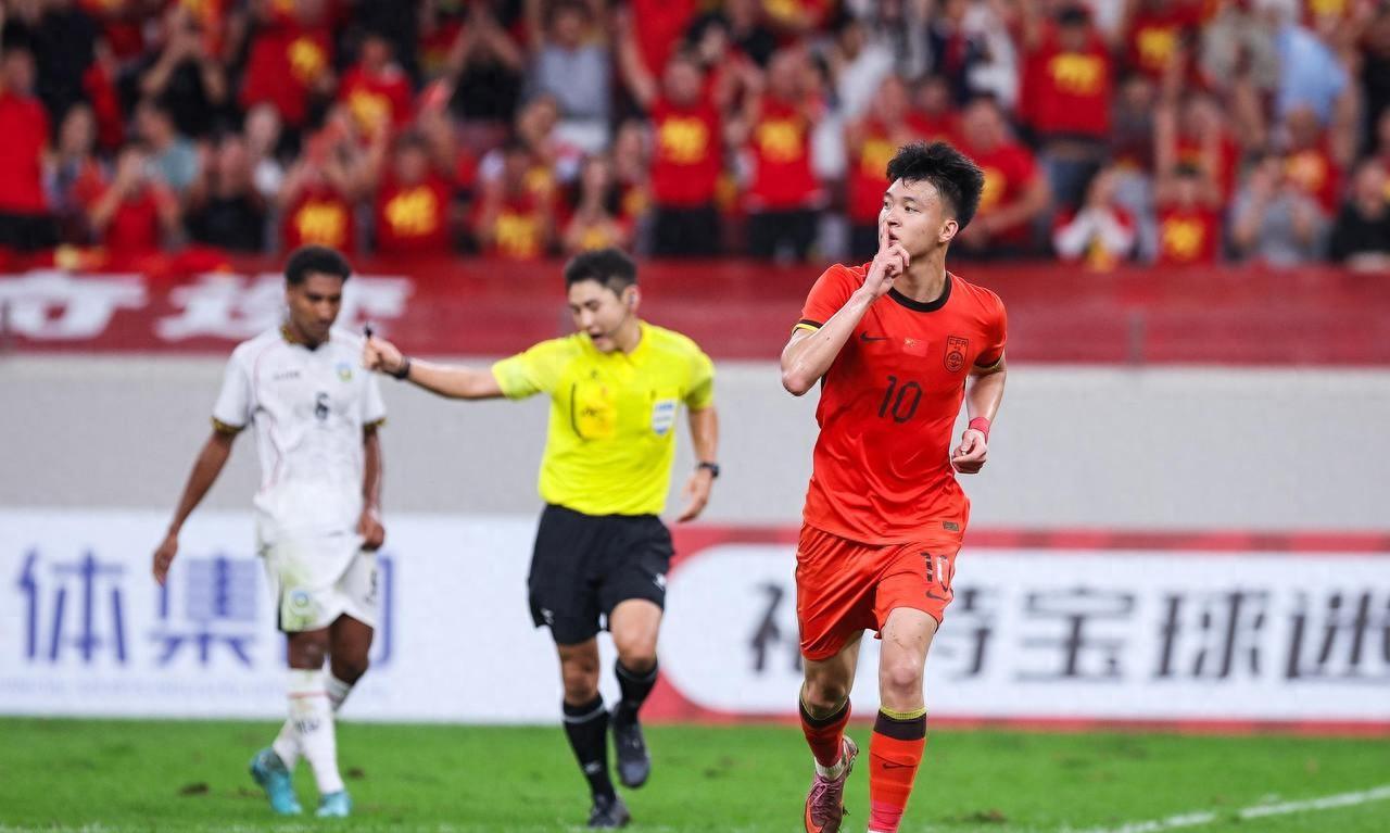 本赛季国内足球比赛首轮火爆展开