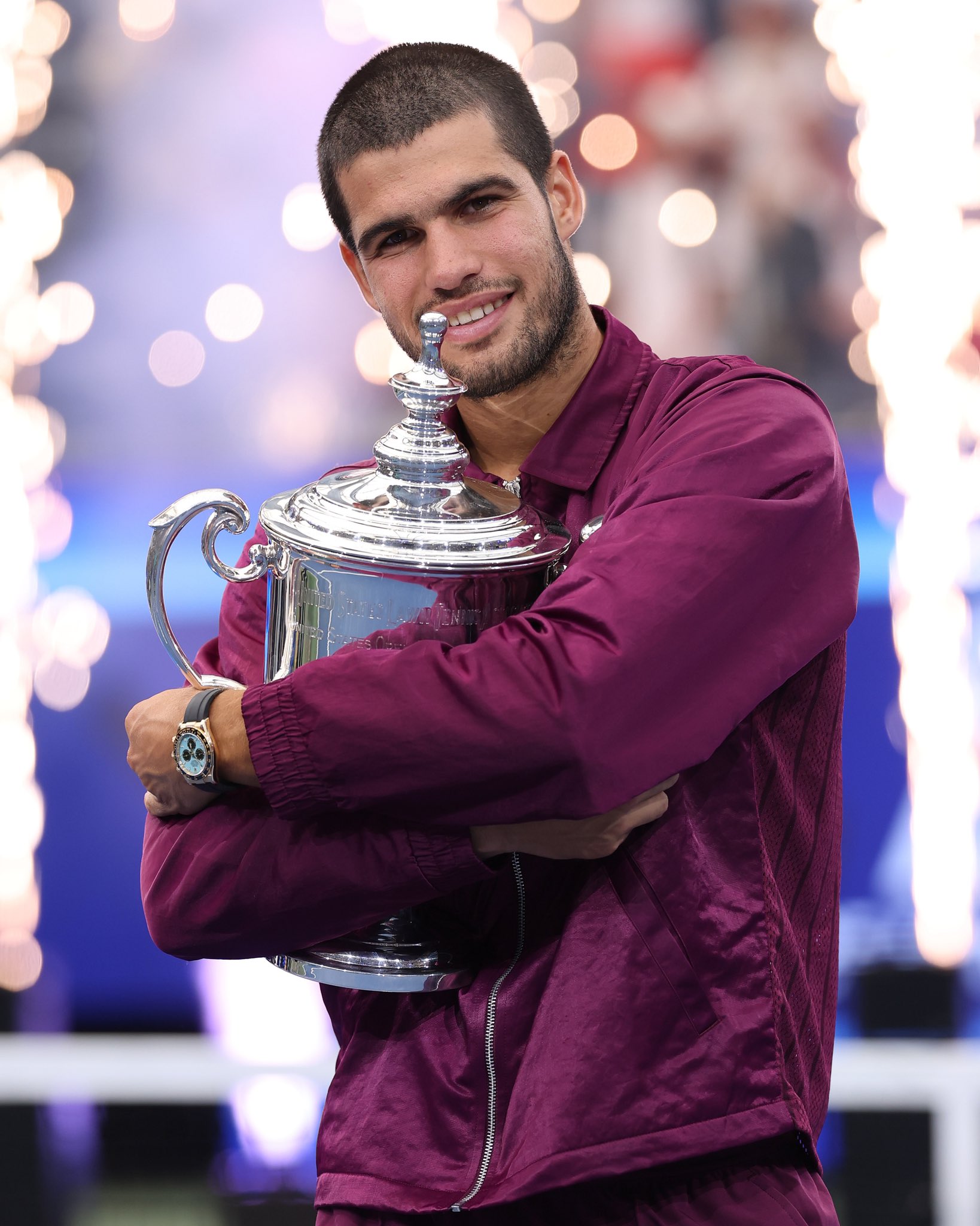 年终总决赛翻盘拉沃尔杯，德约科维奇统治全场