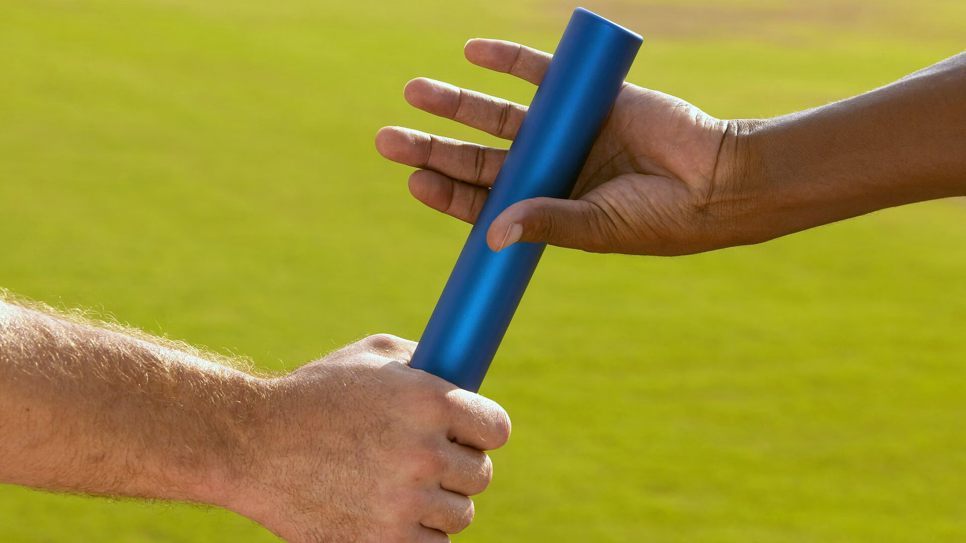 绿茵场的铁血碾压与乒乓桌的绝对统治，当德国战车与梁靖崑共演掌控美学