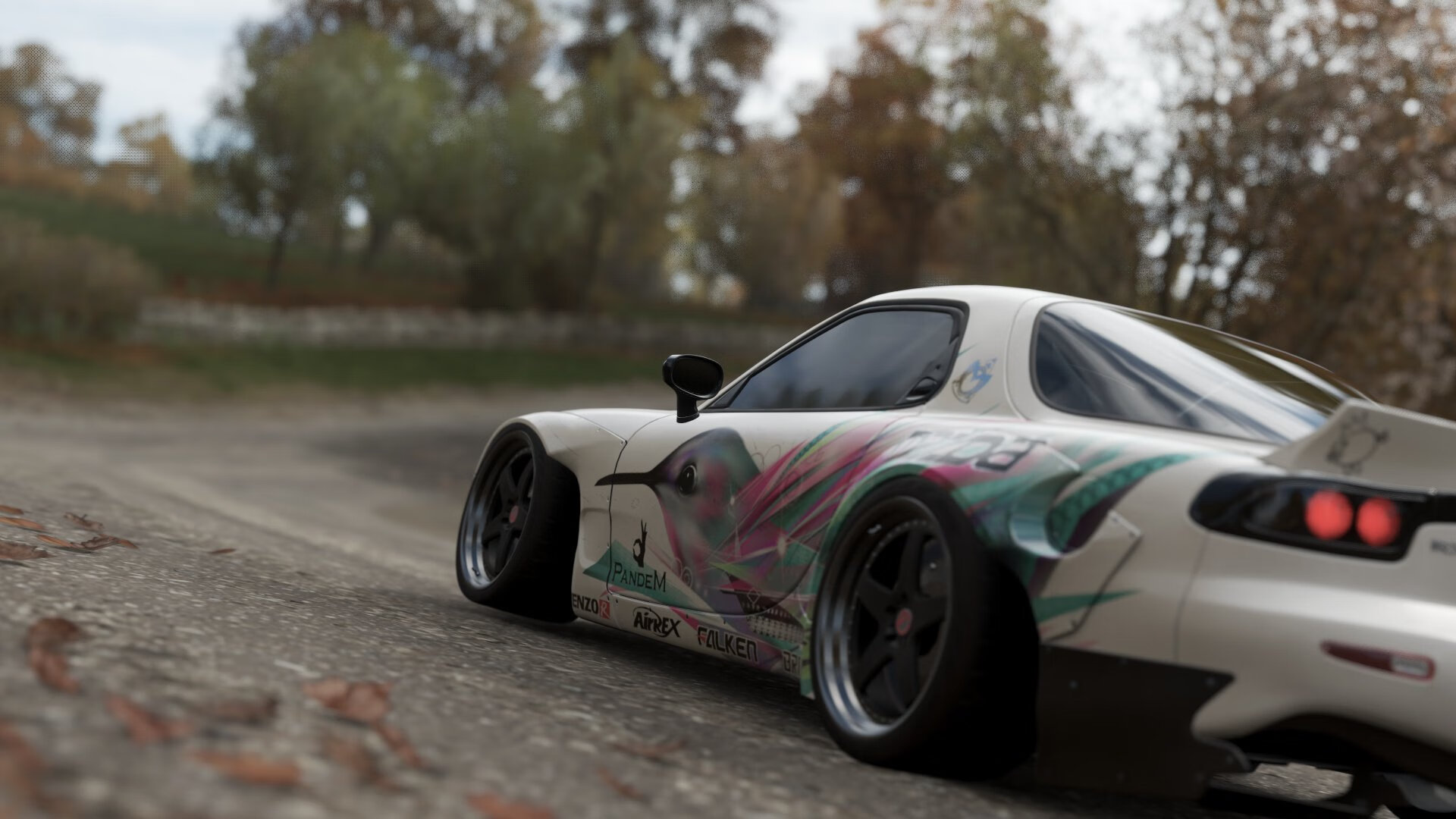 红绿对决破晓之战,阿斯顿马丁力克迈凯伦,周冠宇上演绝地超越