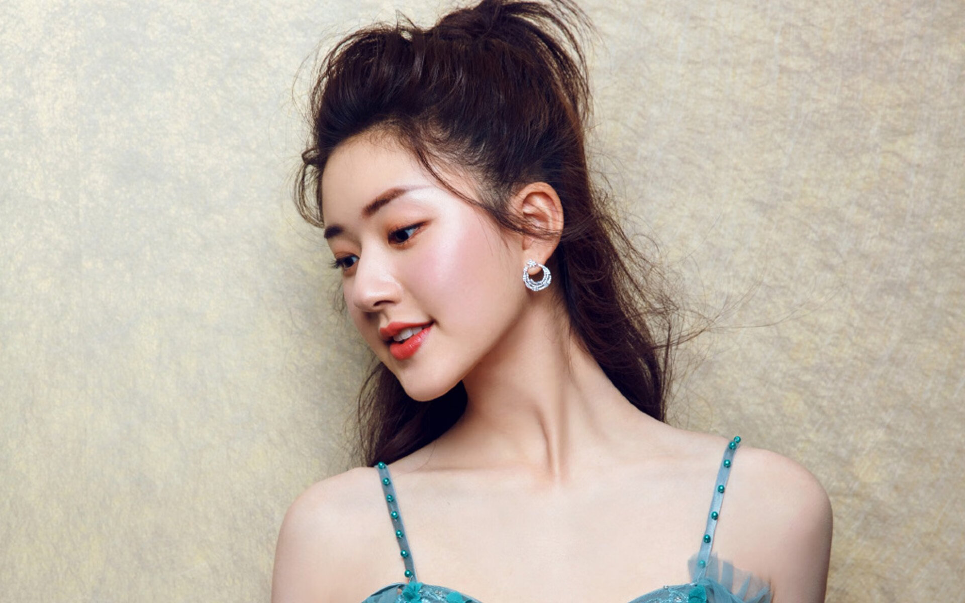 双线争霸,凯尔特人粉碎勇士,布克在德甲争冠战接管比赛