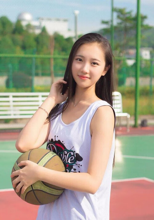 绿茵史诗，2026世界杯H组关键战，巴西碾压美国无悬念，范戴克铁血带队绝境逆袭，欧洲红魔用默契撕碎桑巴神话